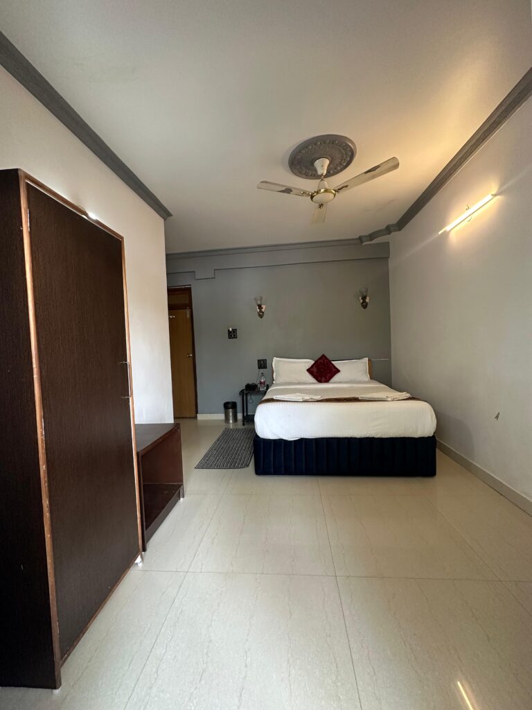 whatsapp image 2025 10 14 at 12.52.46 pm