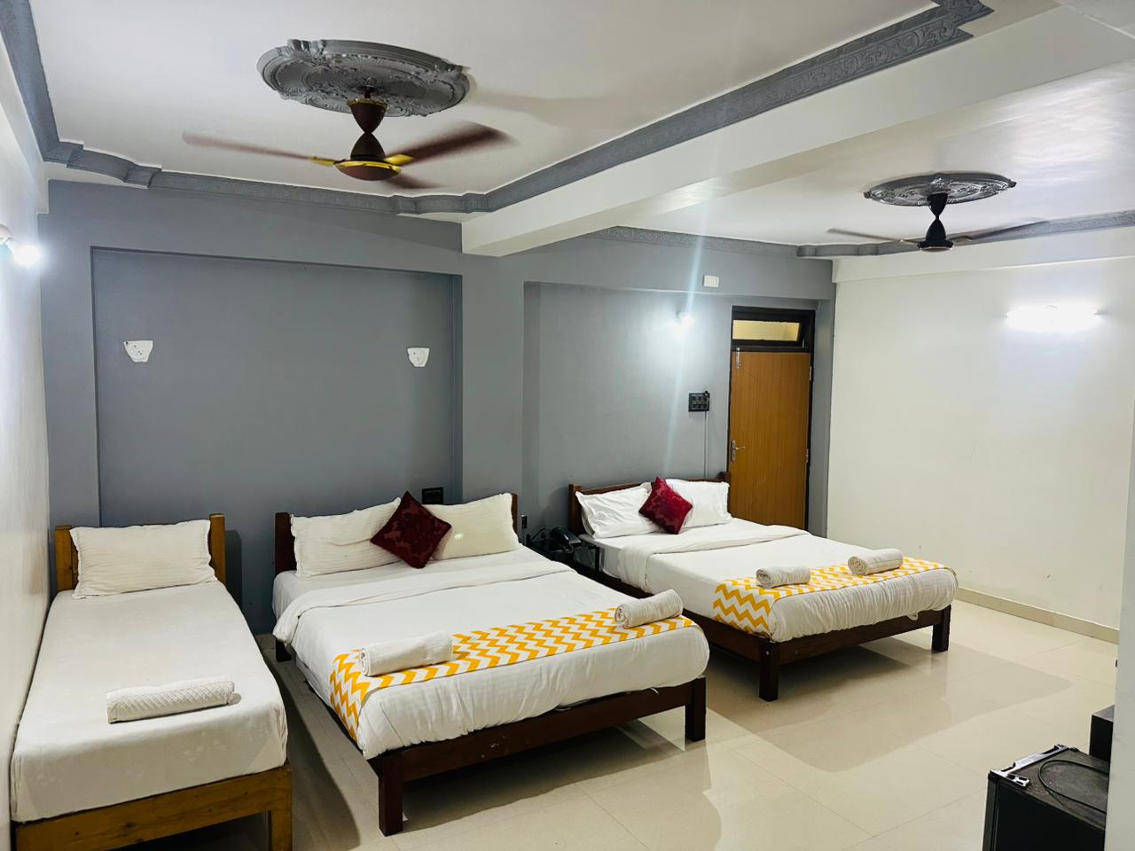 whatsapp image 2025 10 27 at 5.03.54 pm